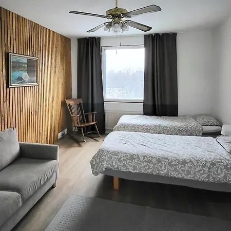 Big Apartment, 4 Bedrooms, Sauna, Free Parking - Ev Charging Apartment Tampere